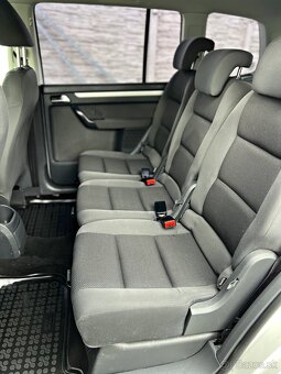 Volkswagen Touran 1.6 TDI Premium Comfortline - 11