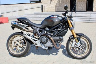 Ducati Monster 1100S - 11