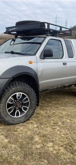 Nissan navara - 11