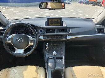 Predam Lexus CT 200h - 11