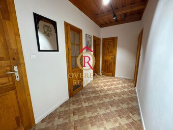 NA PREDAJ - Rodinný dom pri Ružomberku - 11