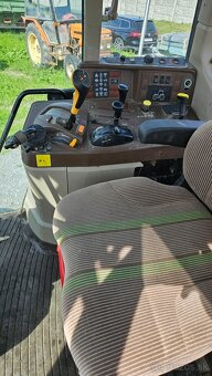 JOHN DEERE 6220 PREMIUM - 11