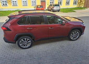 Toyota Rav4 2,5 Hybrid 4WD Executive e-CVT hybridní automat - 11