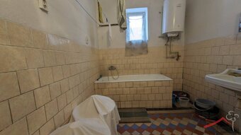 5-izbový dom na predaj, Mojzesovo, pozemok 800 m2 - 11