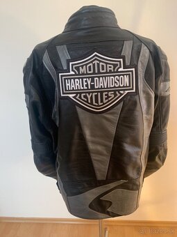 Predam kozenu motorkarsku bundu Spyke - 11