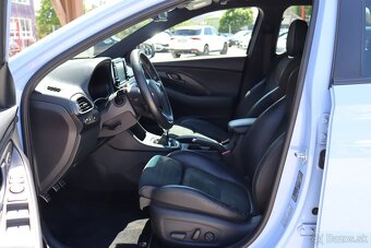 Hyundai i30N 2.0 T-GDi N Performance - 11