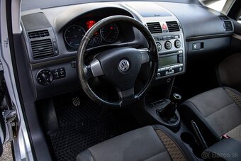 Volkswagen Touran Cross 2.0 TDI Webasto 7 miestne - 11