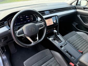 Volkswagen Passat Variant 2.0 TDI Elegance 84.500 KM  - 11
