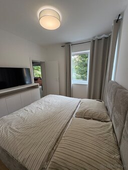 Apartmán s výhľadom na jazero Vinné - 11
