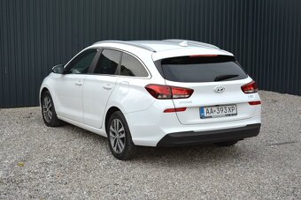Hyundai i30 CW 1.60 CRDi Family SR 1Majiteľ - 11