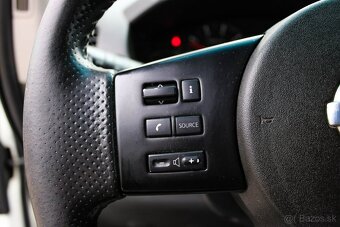 Nissan Navara DoubleCab 2.5D XE - 11