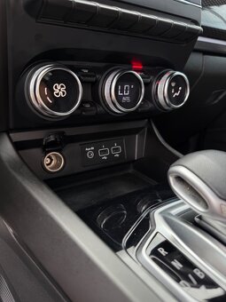 Renault Arkana 1.6 E-Tech Hybrid 145 RS line A/T - 11