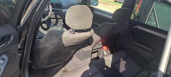 Rozpredam e46 330i touring - 11