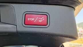 Mercedes-Benz C trieda Kombi AMG 43 4matic A/T 367 PS - 11