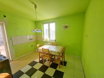 Rodinný dom / chalupa v tichej lokalite Košeca - 11