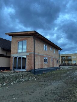 Montáž plastových, hlinikových okien a dverí. - 11