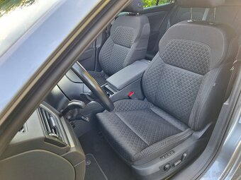 Škoda Superb Combi Style 2.0 Tdi DSG - 11