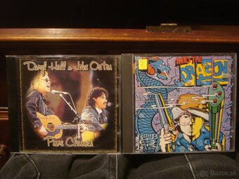 CD N.CAVE B.SOUTH HENDRIX OLDFIELD RAMONES CLASH S.MINDS REM - 11