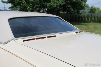 1974 Buick Riviera 455 V8 - vynikající originální stav - 11