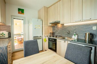 Rezervovaný
TUreality exkluzívne ponúka krásny 3i byt... - 11