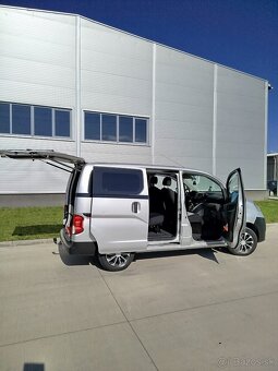 Nissan NV200 - 11