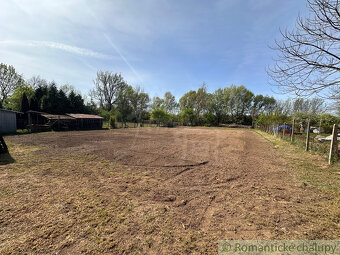 Starý sedliacky dom s veľkým pozemkom v Kolte – ideálna pr - 11