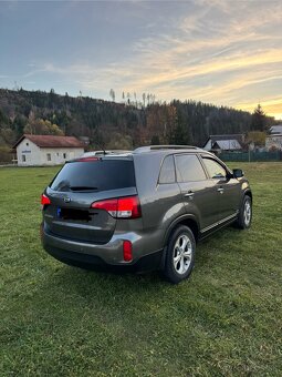 Kia Sorento 2.2 CRDI 4x4 A/T6 RV2015 - 11
