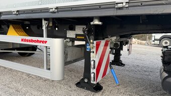 Naves Kässbohrer Modell XS MAXIMA - 11