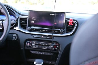 Kia ProCeed 1.6 T-GDi GT A/T - 11