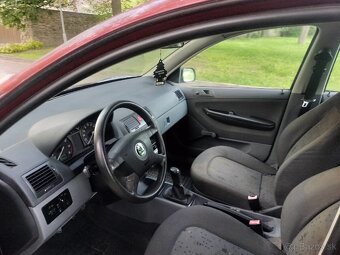 Škoda Fabia 1.4i 50kw M5 ROK 2003 - 11