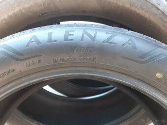 235/50 R20  -letné - 11