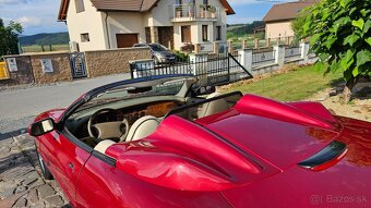 Jaguar XK8  V8 Convertible - 11