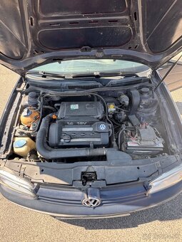 Volkswagen Golf 4 1.4 - 11
