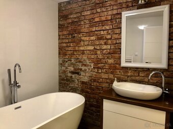 PRENÁJOM KOŠICE - CENTRUM 4 IZBOVÝ LUXUSNÝ BYT 150M2 - 11