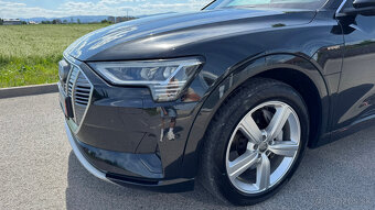 Audi E-tron 50 quattro Advanced - 11