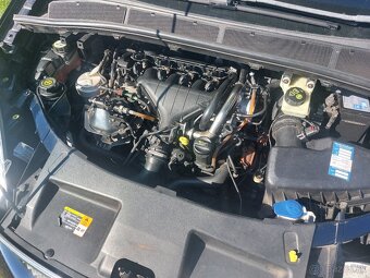 Ford Galaxy - 11
