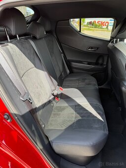 Predám auto Toyota CH-R GR Sport 2.0 - 11