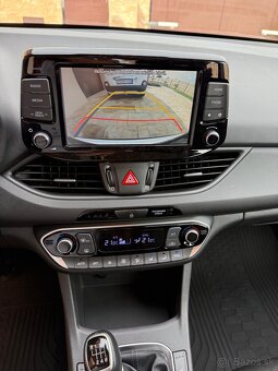 Hyundai i30 Cw 1.4 T-GDI 103 kw - 11