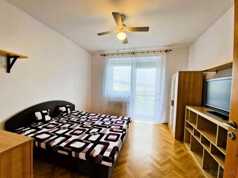Predaj veľkorysý 3 izbový zariadený byt 87,6 m2 s parkovaním - 11