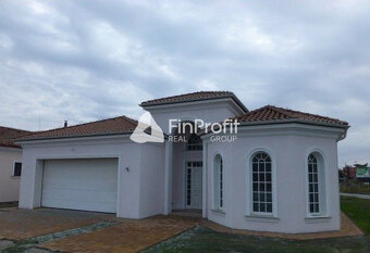 Nadštandardná novostavba 3i rodinného domu o výmere 220 m2. - 11