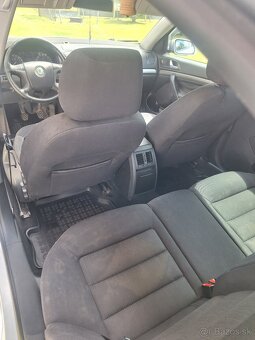 Škoda octavia 2 1.9 TDI - 11