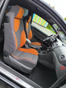 Ford Focus ST 2.5 5-valec, 166 kw /226ps/ - 11