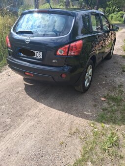 Nissan Qashqai 2.0DCi - 11