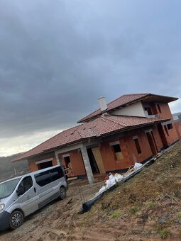 Výstavba a rekonštrukcia striech - 11