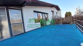 Predaj 5 izbový rodinný dom s veľkým pozemkom v obci Práznov - 11