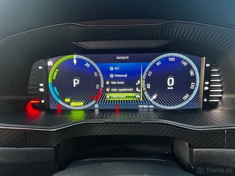 Škoda Superb Combi 1.4 TSI PHEV Sportline DSG 360 Kamera - 11