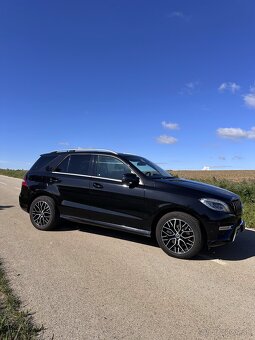 Mercedes-Benz ML350 V6 3.0 W-166 - 11