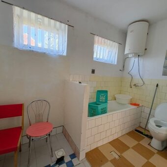 Predaj 3.izbového domu v Dvoroch nad Žitavou ID:1002 - 11
