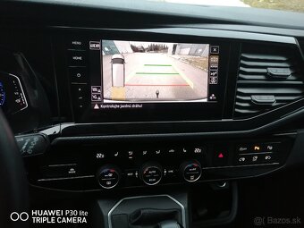 Predám Multivan 2.0 BiTDI 204k (150 kW) Highline 4Motion DSG - 11