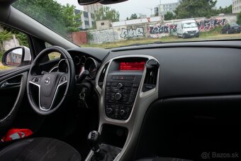Opel Astra Sport Tourer ST 1.4 Turbo 140k Essentia/Selection - 11